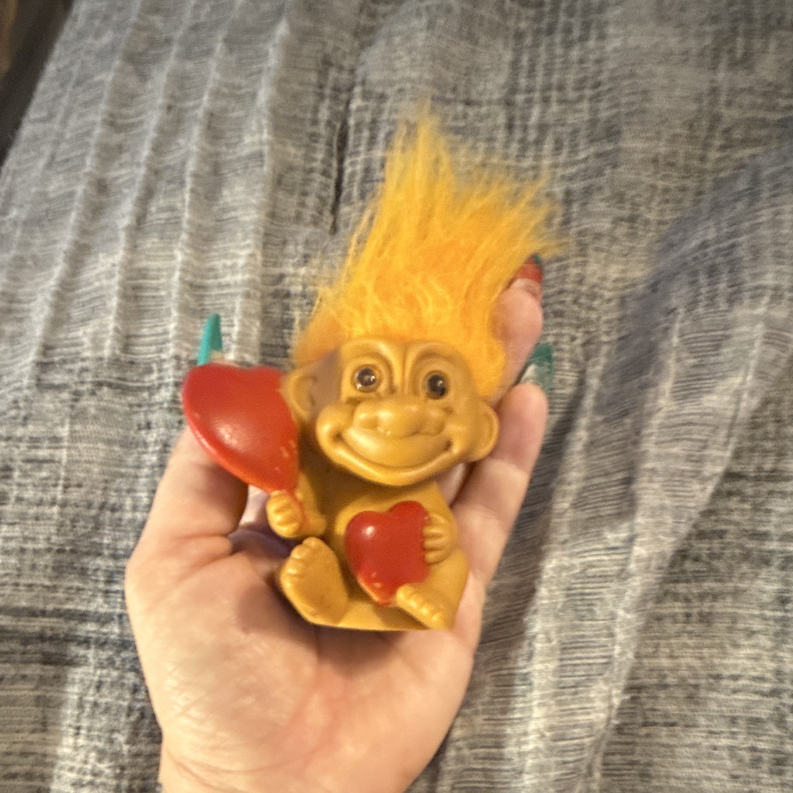 Russ Berrie Vintage Trolls Doll Figure Holding Hearts 1992 Age 3-7 Years