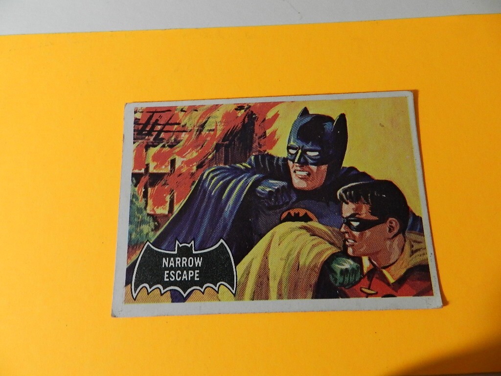 VINTAGE 1966 BATMAN & ROBIN TRADING CARD- “NARROW ESCAPE” NO. 21- ACTION HERO