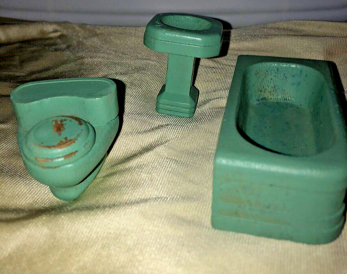 STROMBECKER SEARS DOLLHOUISE TURQUOISE BATHROOM SINK TOILET BATHTUB 1940s WOOD