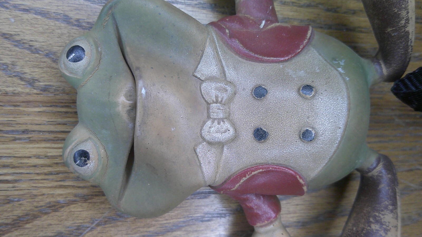 rare Rempel frog #5 titled “the gremlin” made of rubber squeak toy Z138