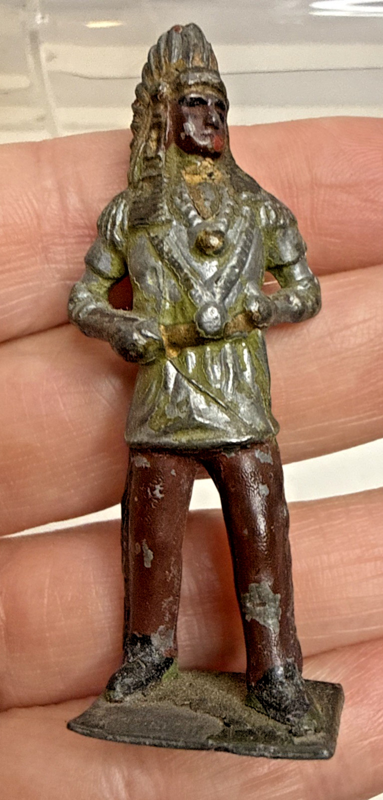 Antique 1907 Wm Britain Lead Toy Figures QTY 12 Native American Indians