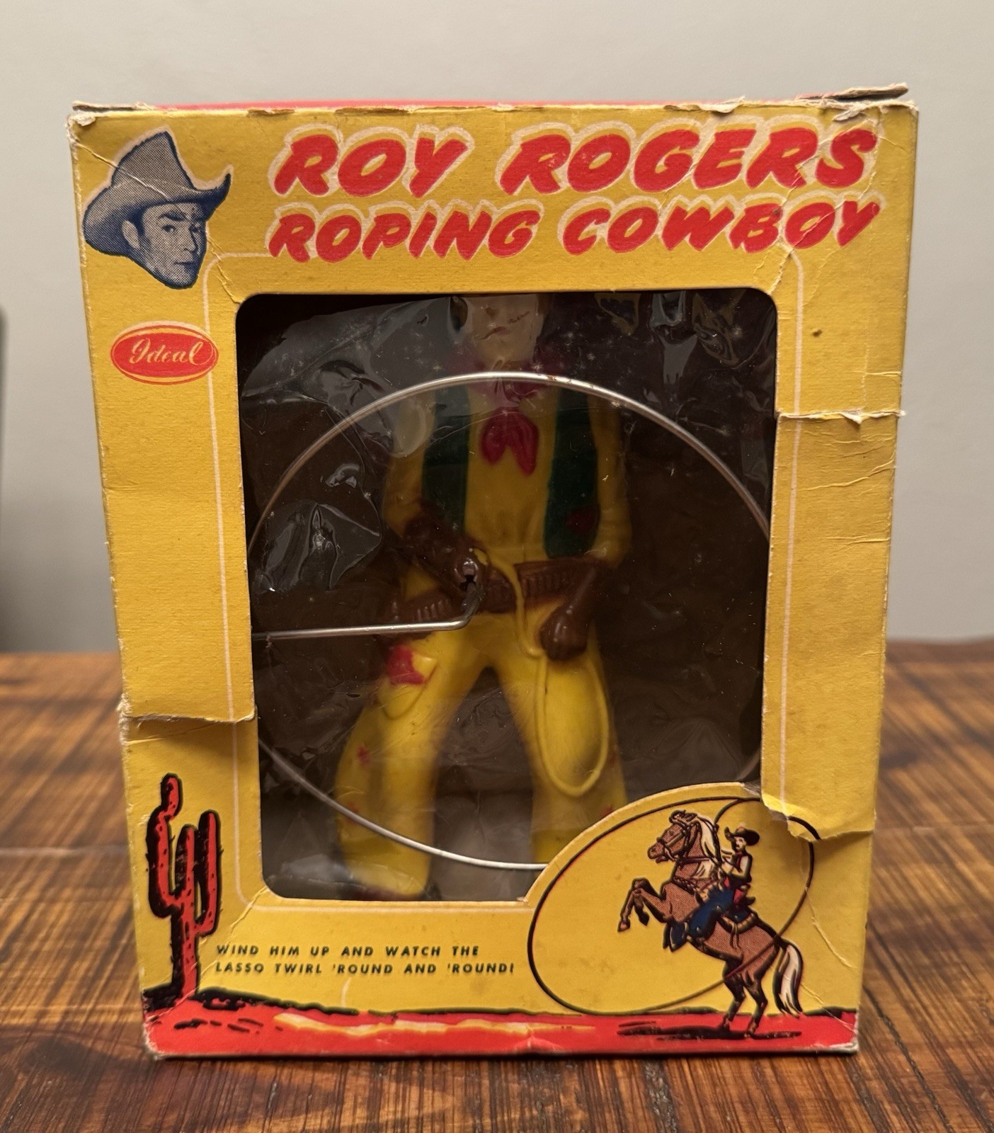 VINTAGE ROY ROGERS WESTERN ROPING COWBOY MECHANICAL TOY WITH BOX WORKS SCARCE