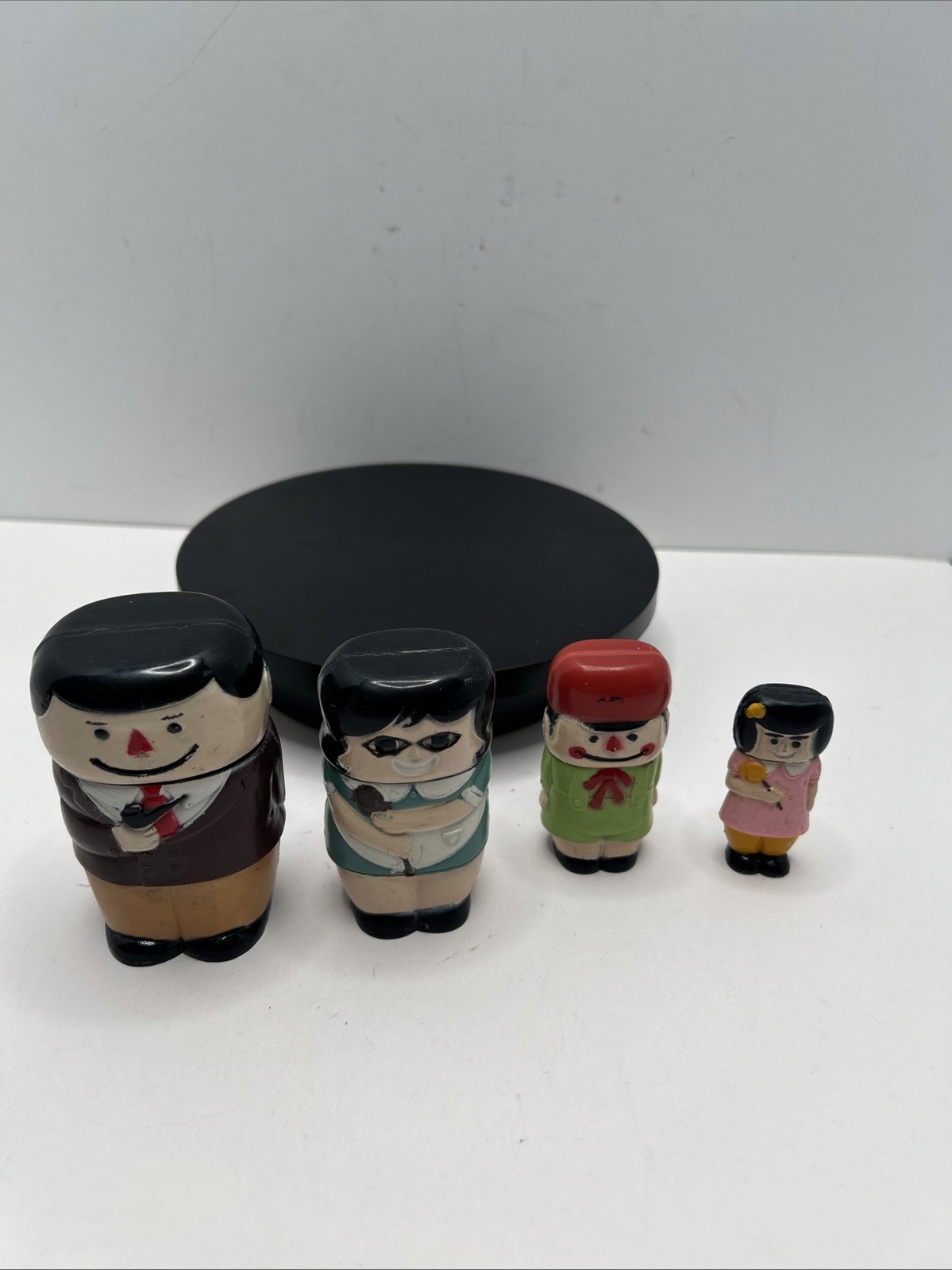 Vintage Kohner Bros Nesting Family