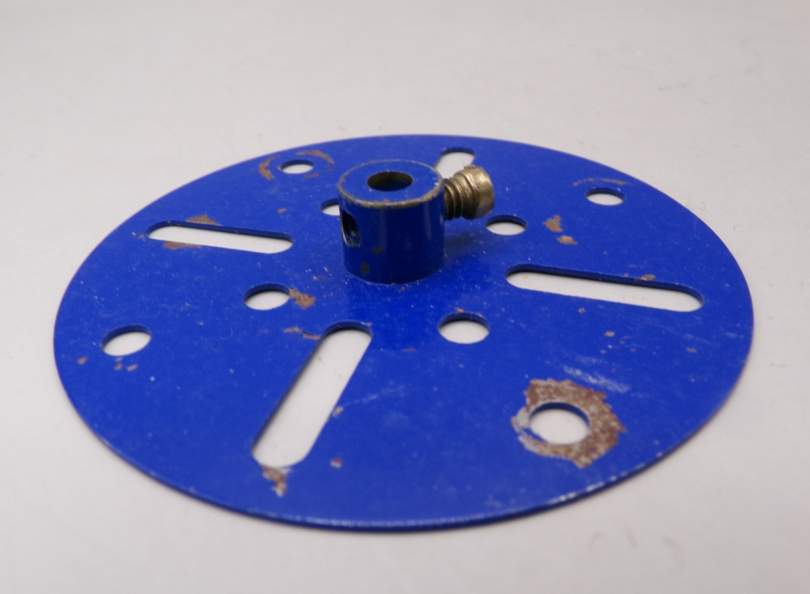 Meccano Part No 109 Face Plate 2½” 60mm Blue stamped (ev)