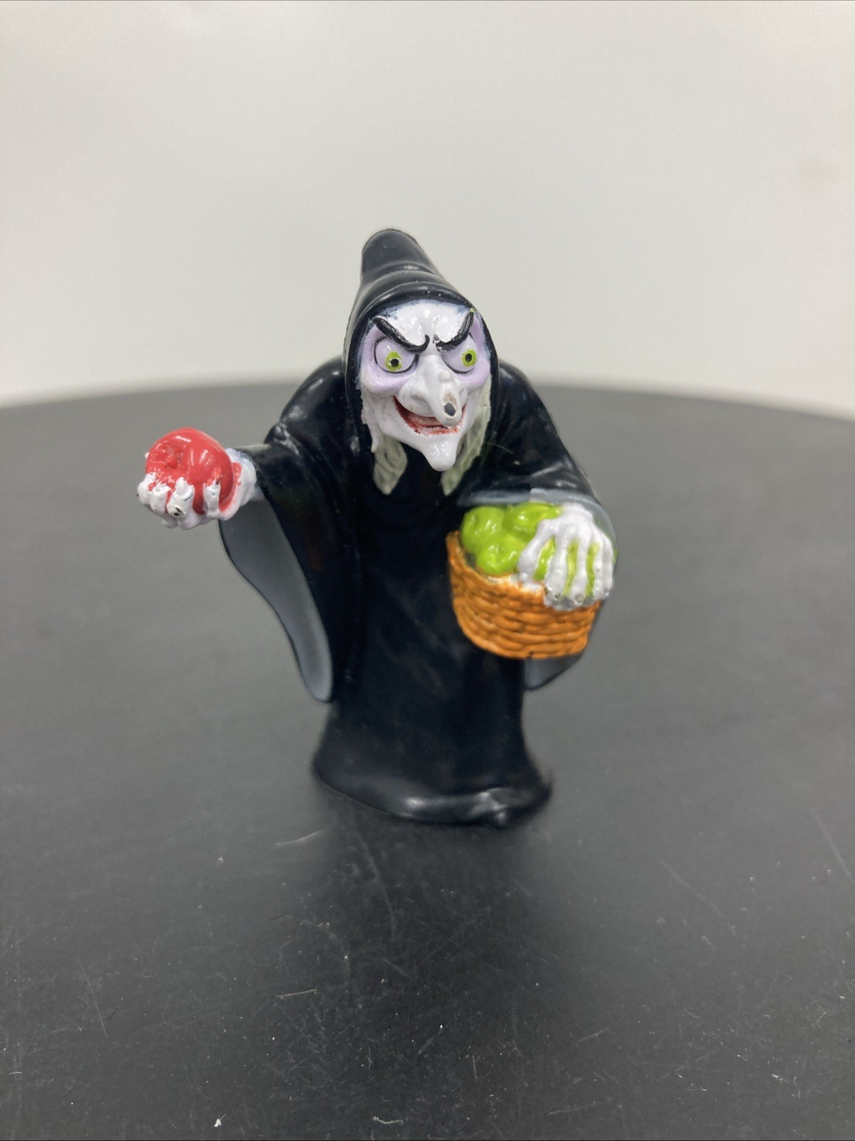 VTG 1993 Disney Snow White Evil Witch Hag Wicked Queen Villian PVC Figure Toy B3