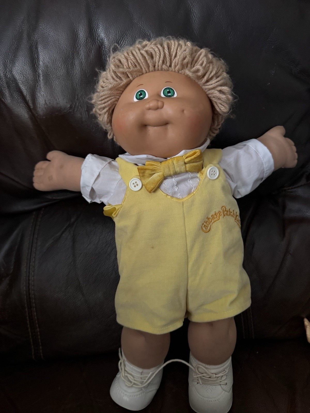 Vtg 1985 Cabbage Patch Kid Green Eyes & Blonde Hair, 16″ Overalls Shoes Cutie