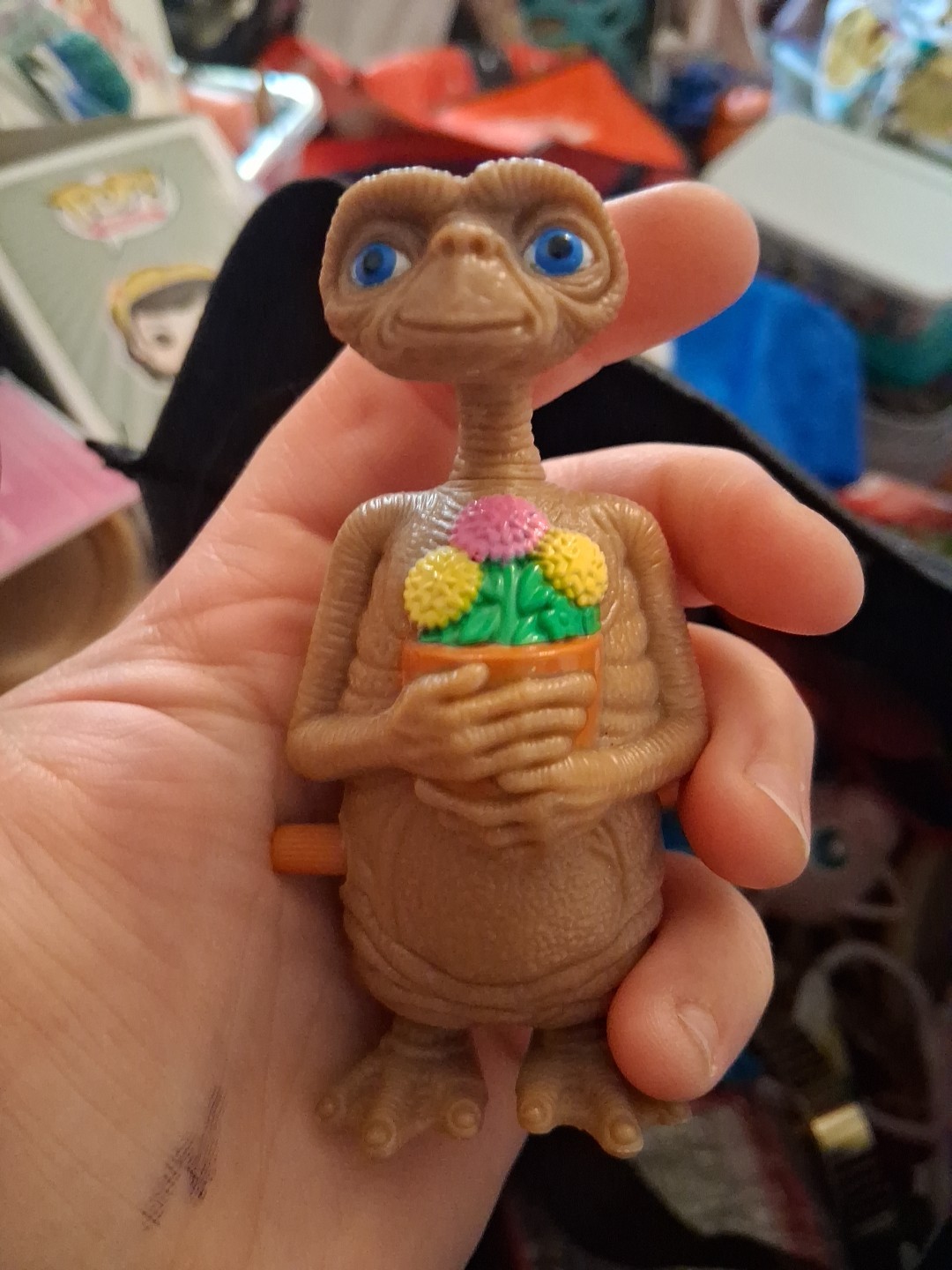 VTG Universal Studios ET Extra Terrestrial With Flower Pot Wind Up Walker