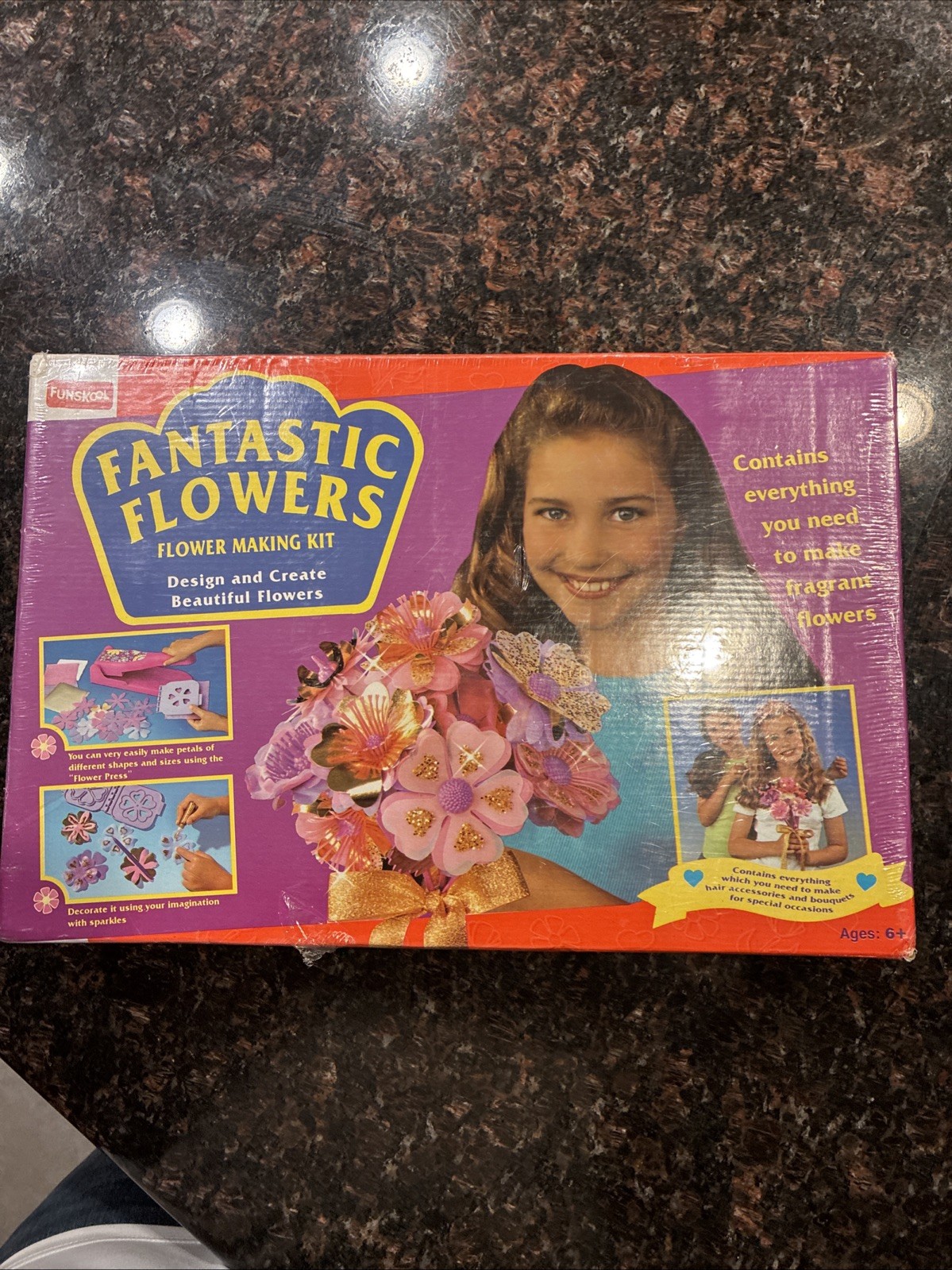 Fantastic flowers Flower Making Kit Funskool *New