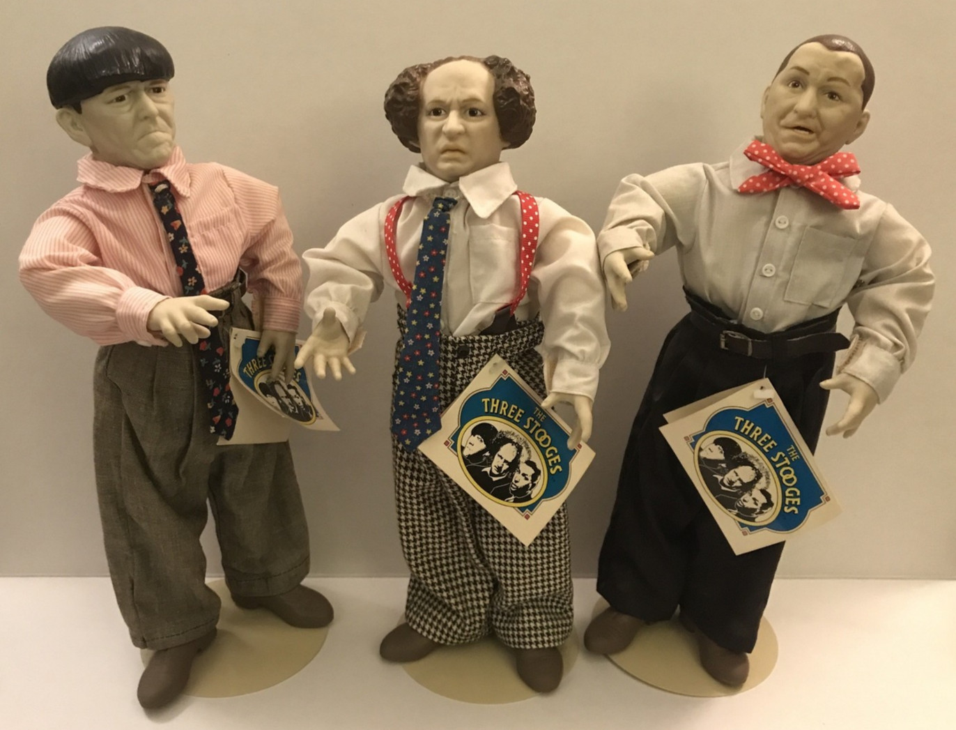The Three Stooges Hamilton Presents Moe Larry Curly dolls w/ 3 stands 1988