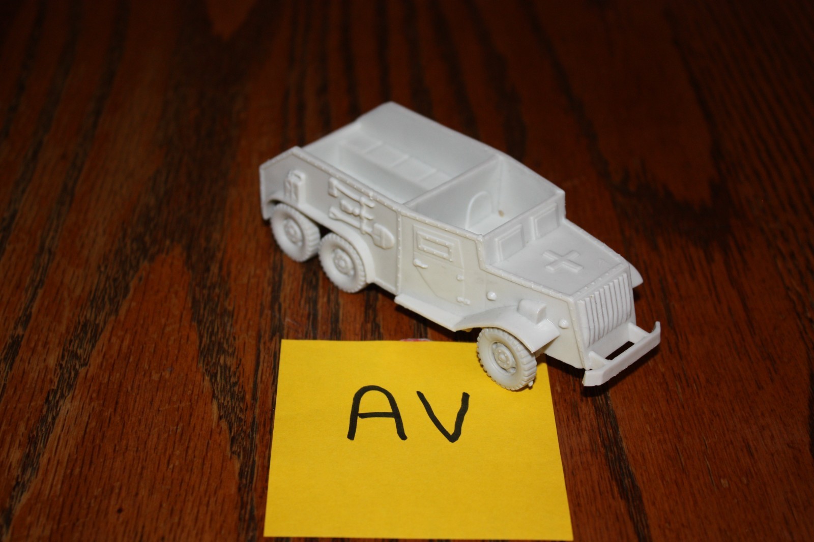 Vintage Marx Battleground Light Gray German Army Half-Track AV – MPC, Timmee