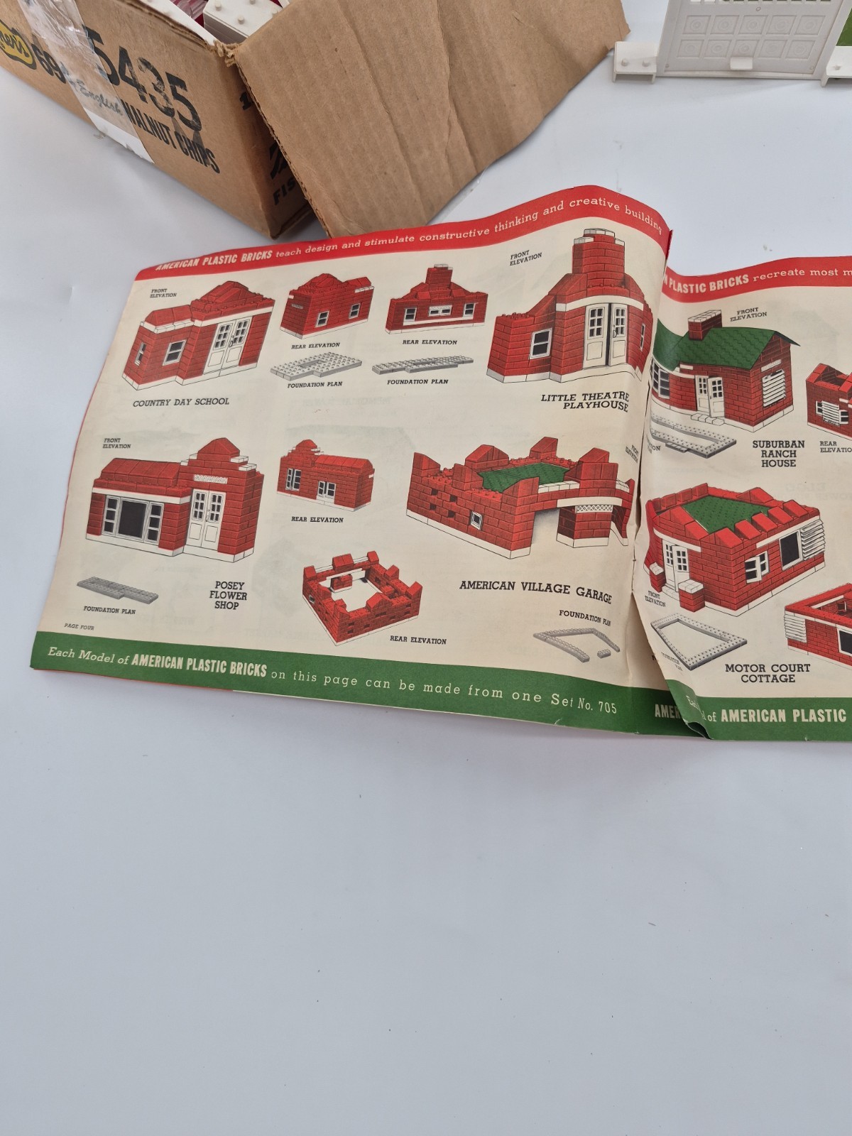Large Lot – Vintage American Bricks Red and White Building Blocks With Booklet
