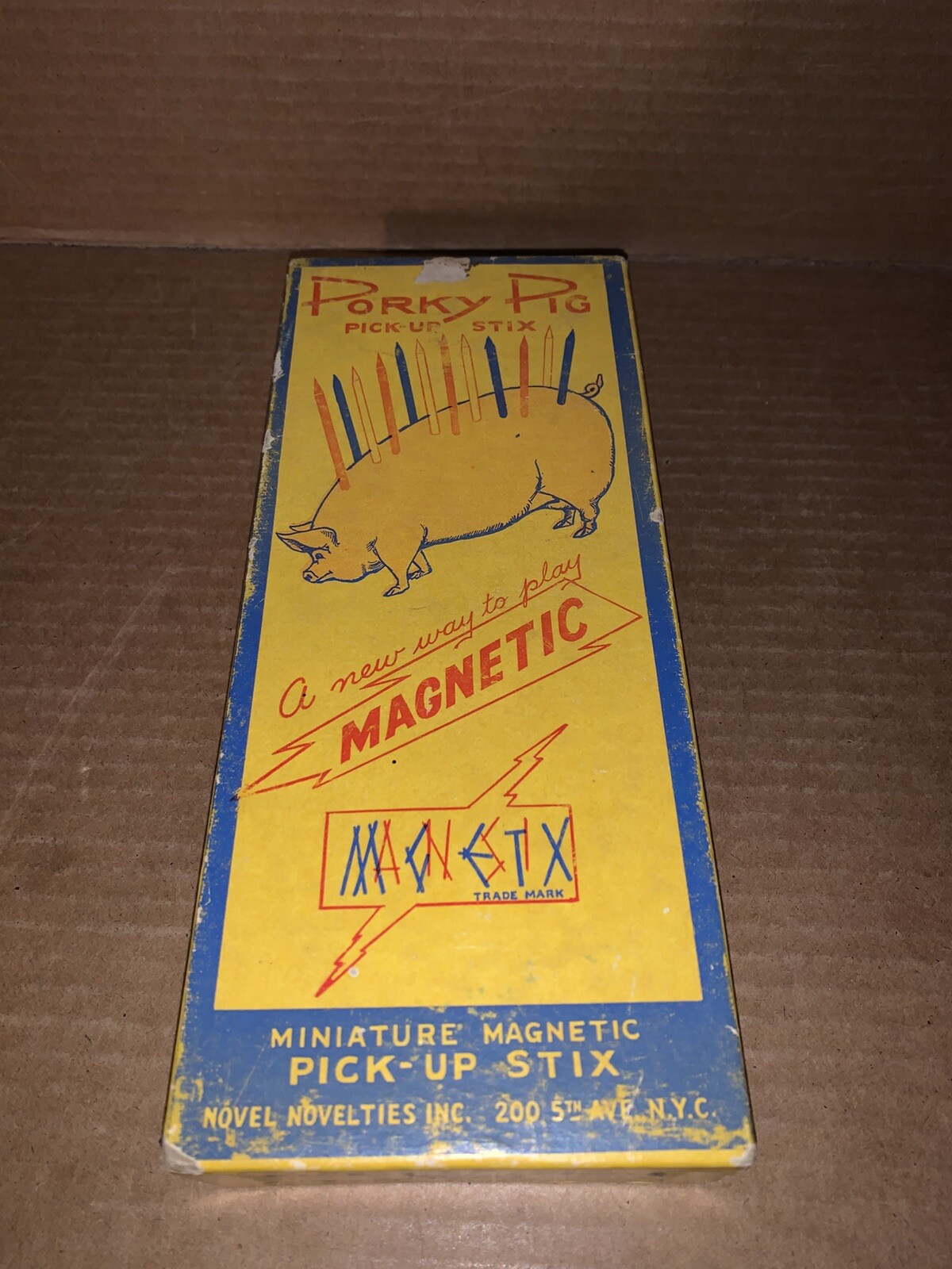 Vintage Novel Novelties Inc Porky Pig Pick-Up Stix Game In Box