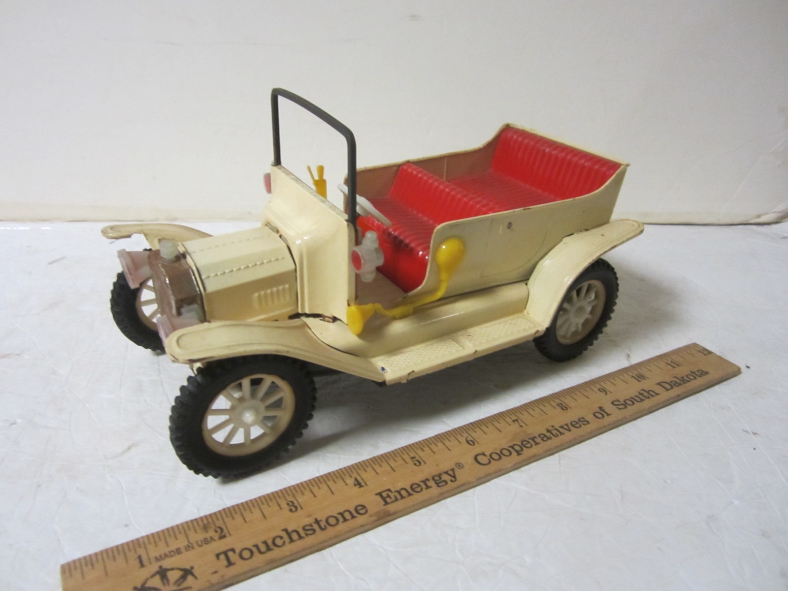 Tin 1917 Ford Model T Touring, Friction Toy Car Spoked Wheels T1917A