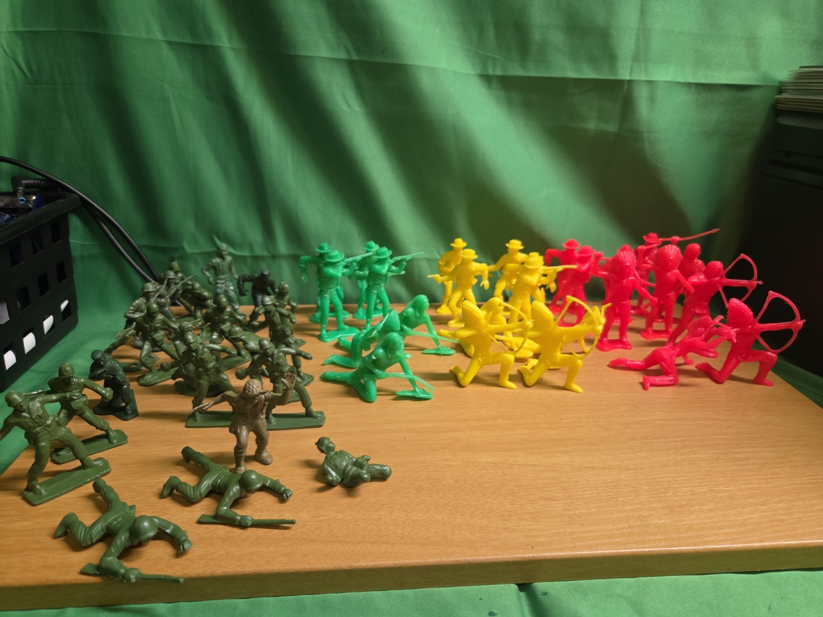 Vintage Tim-Mee Toy Processed Plastic Cowboys Indians And Soldiers 47pcs