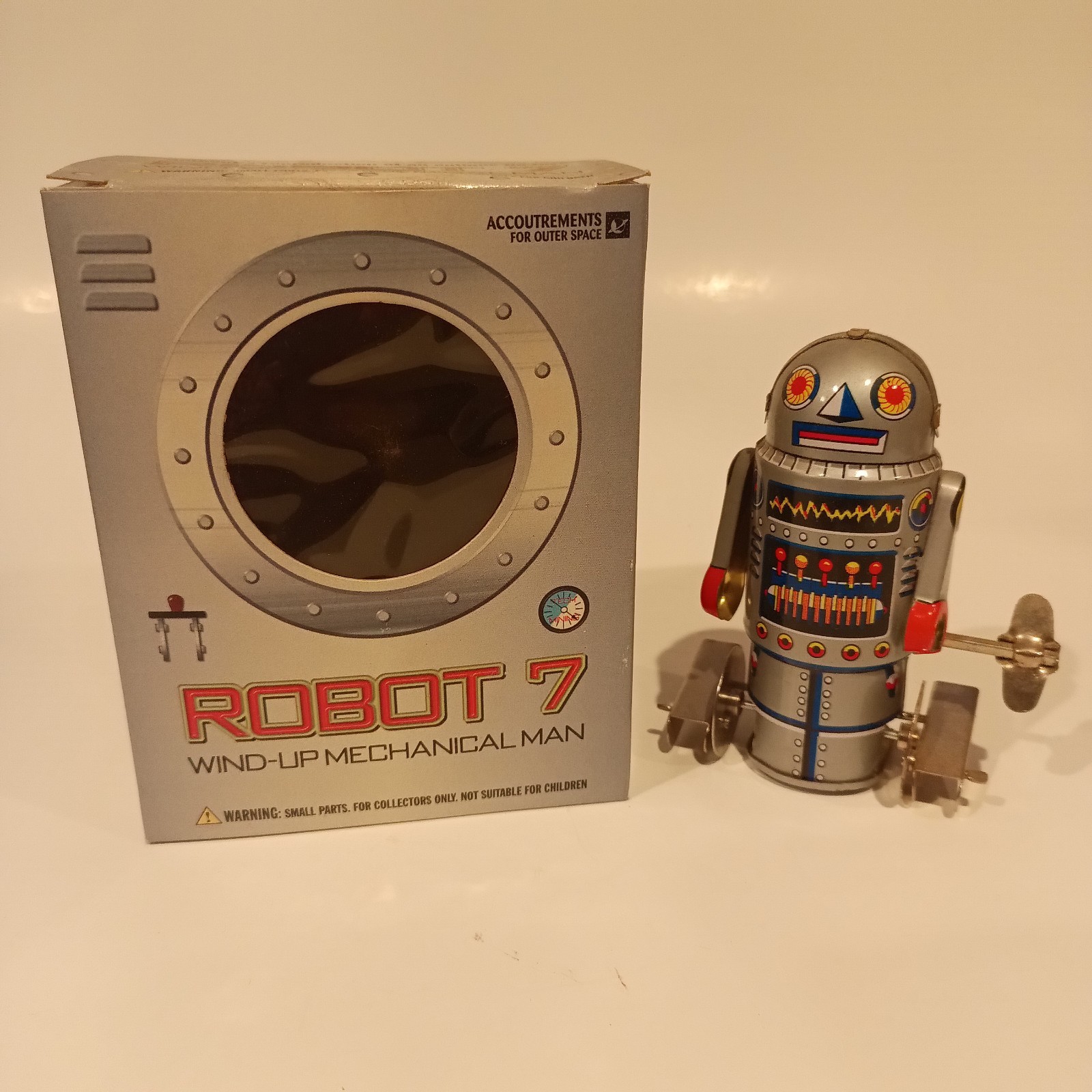Vintage Robot 7 Figurine Wind Up Toy Moving in Box Mechanical Man #54 Works