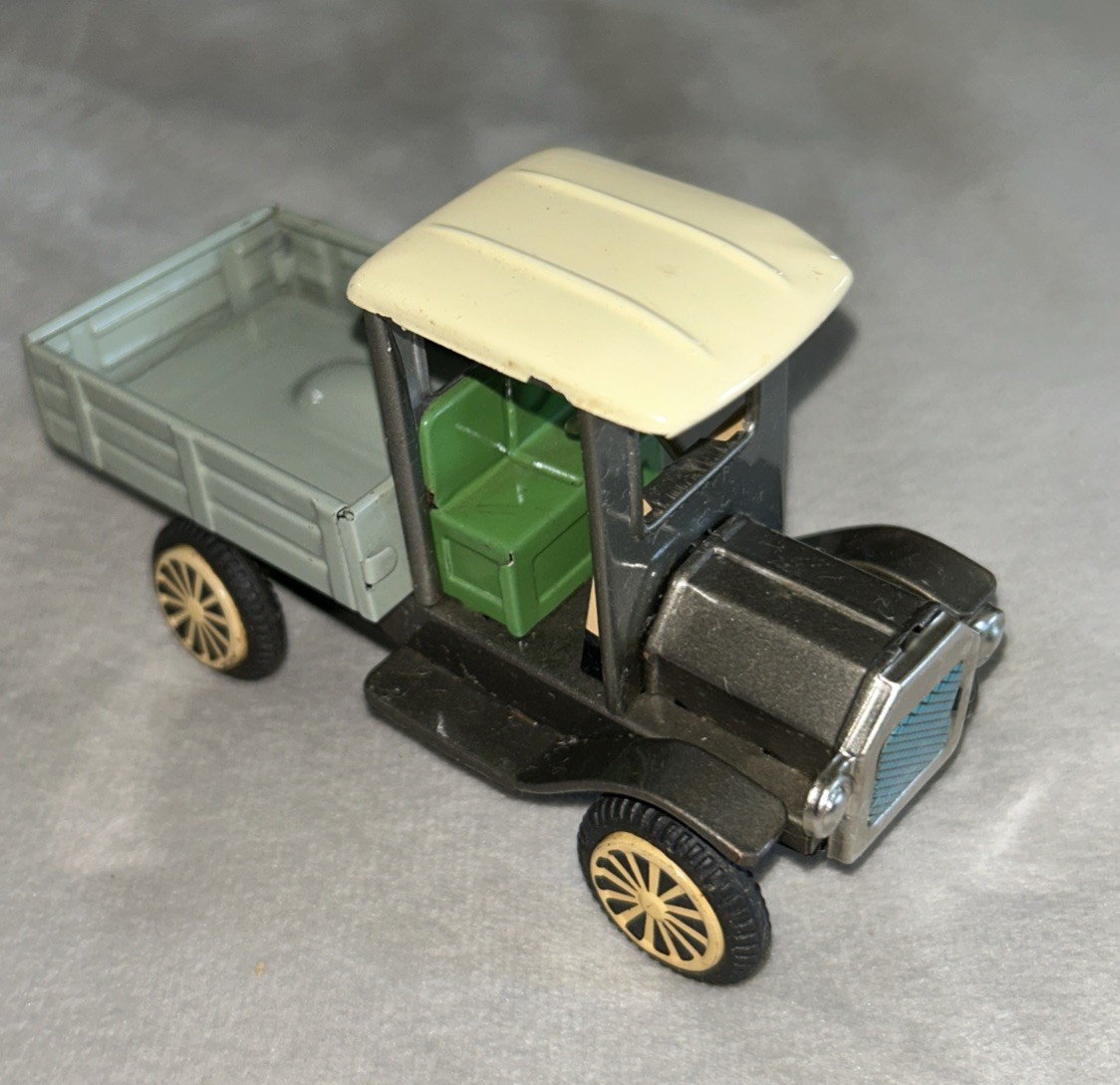 Vintage 1950s Tin Friction Ford Cragstan Model T Pickup Truck Japan