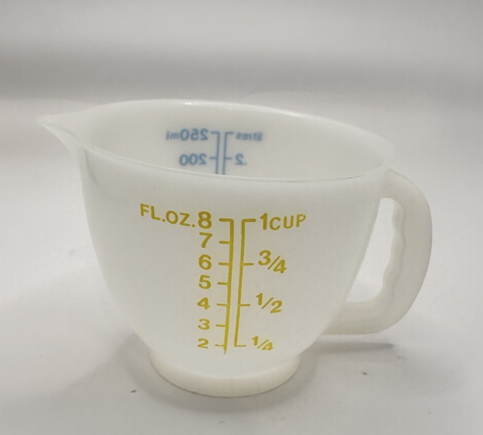 Vintage Tupperware-Toys 1 Cup Measuring Cup #1402 Miniature Small Mix Pour~MINT!