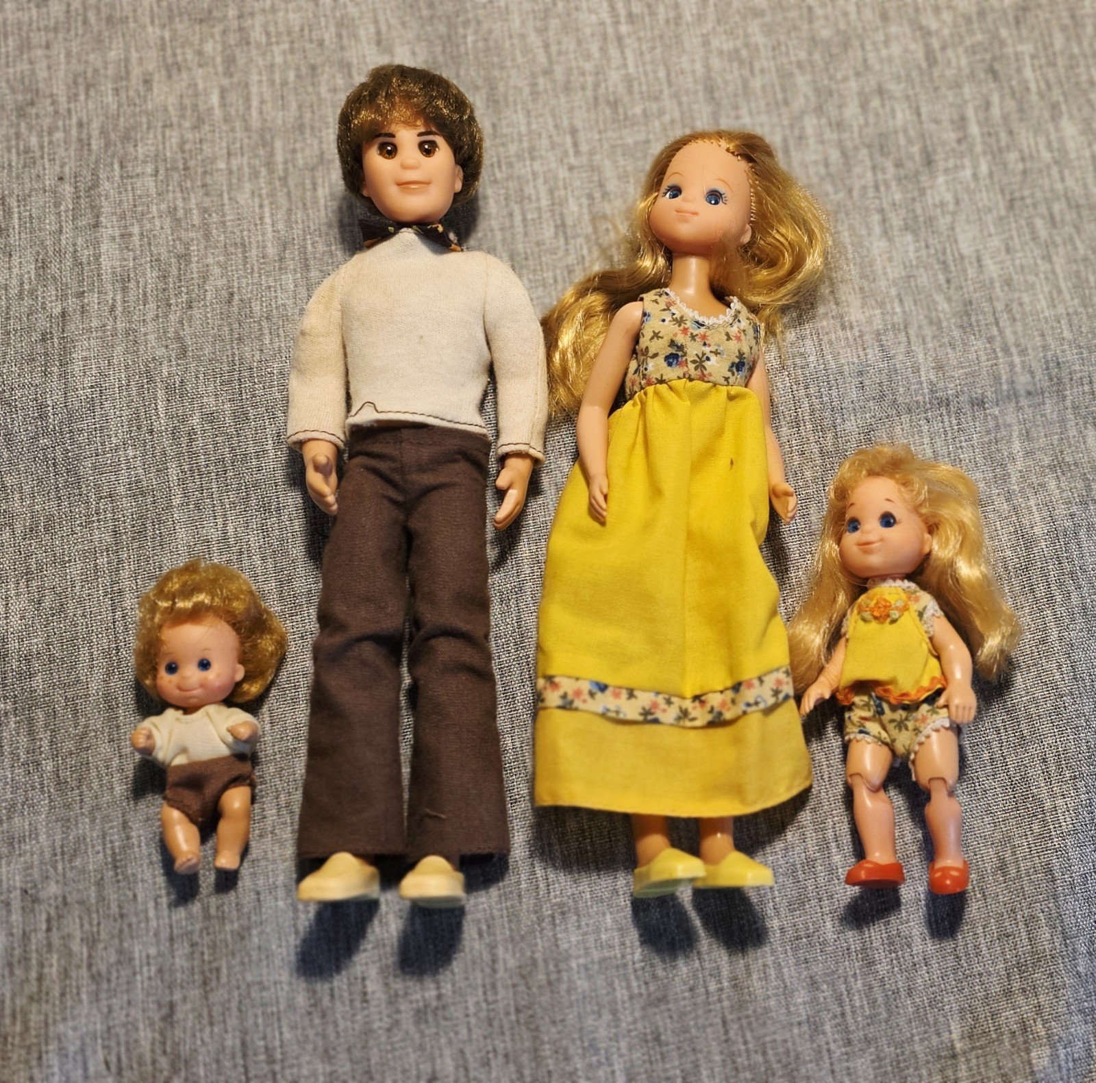 Vtg Mattel Sunshine Family Fun Doll Set 1970’s Mom Dad Sweets And Baby