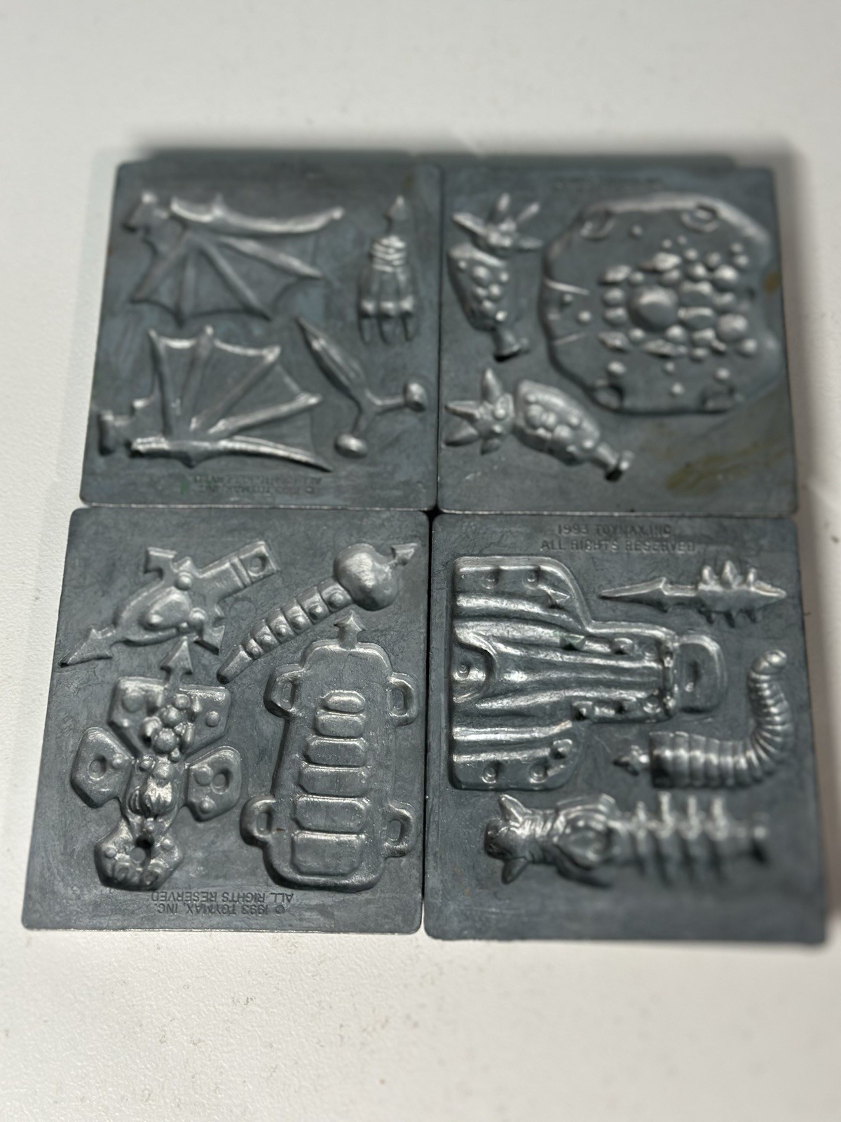 1993 TOYMAX Lot Of 4 creepy crawler molds Building/connecting Parts