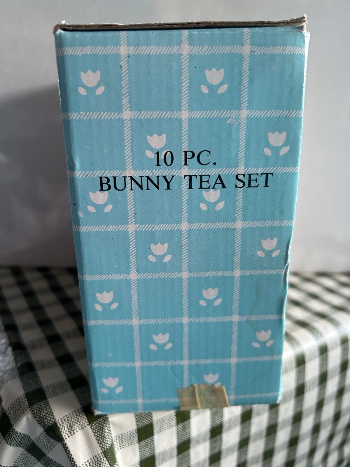 Miniature Porcelain China Bunny Rabbit Tea Set 10 Pieces