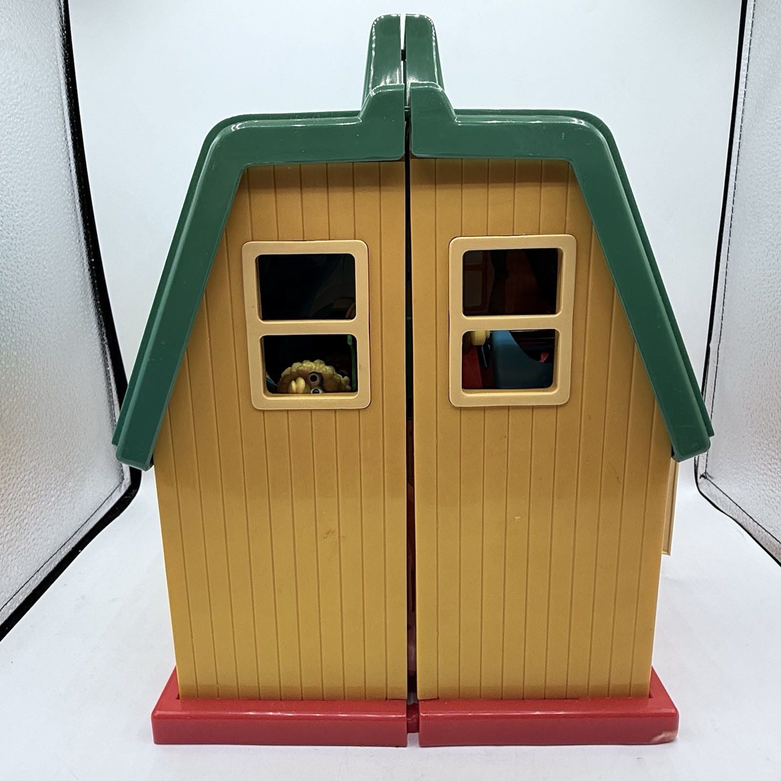 Vtg 90s SESAME STREET Play House Playset with 4 Figures Furniture & Acc TYCO
