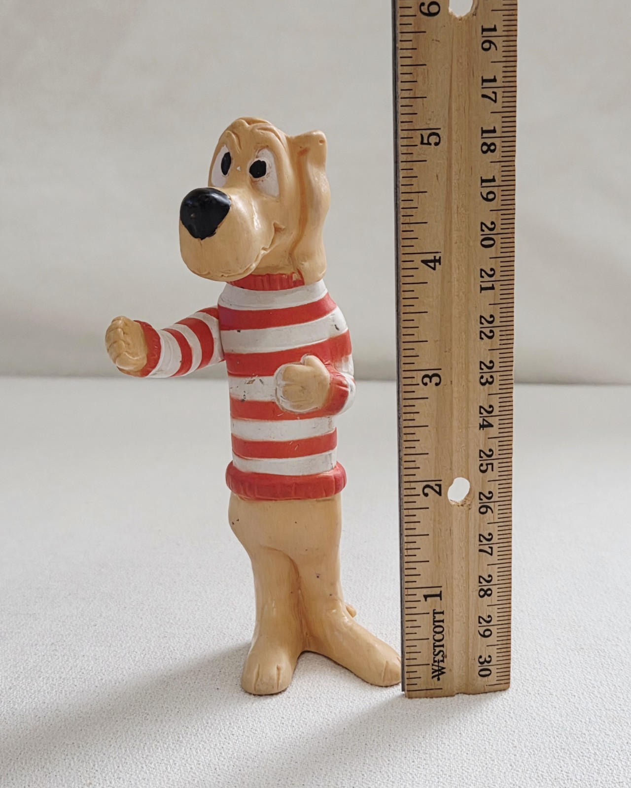 Beauregard Bugleboy Hound from Walt Kelly Pogo comic made in Japan 1969
