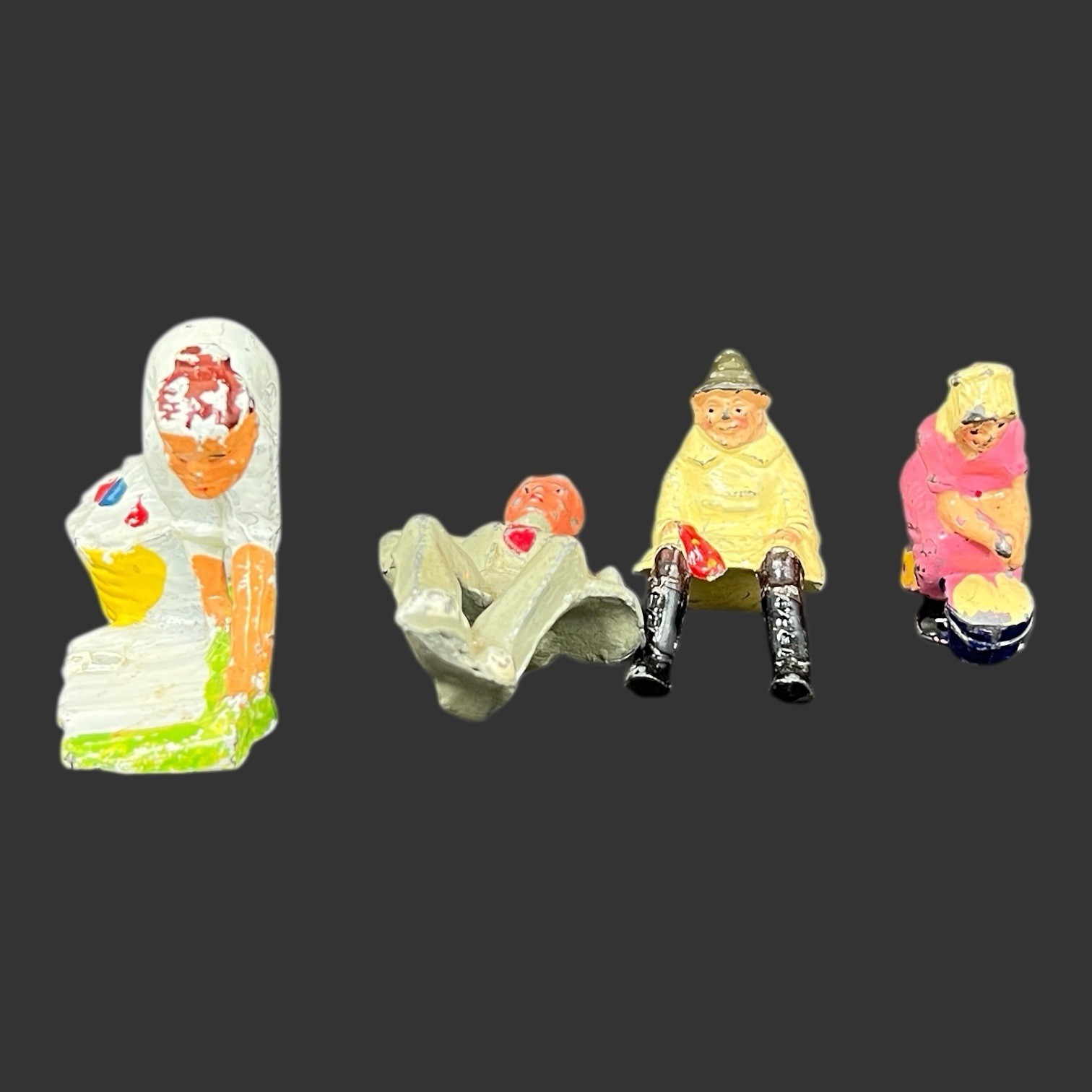 Vintage Lot of 4 Painted Miniature Lead Figurine