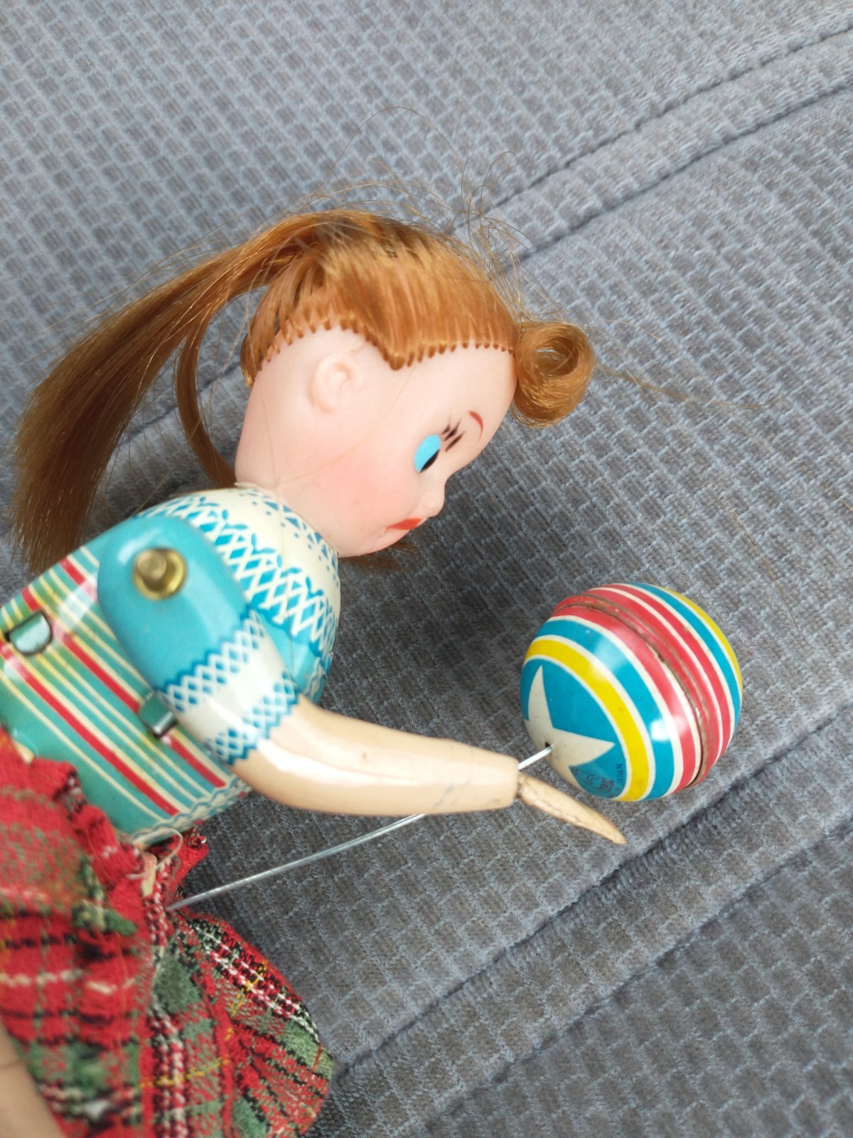 Vintage Japanese Mechanical Suzy Wind-Up Tin Toy / Bouncing a Ball