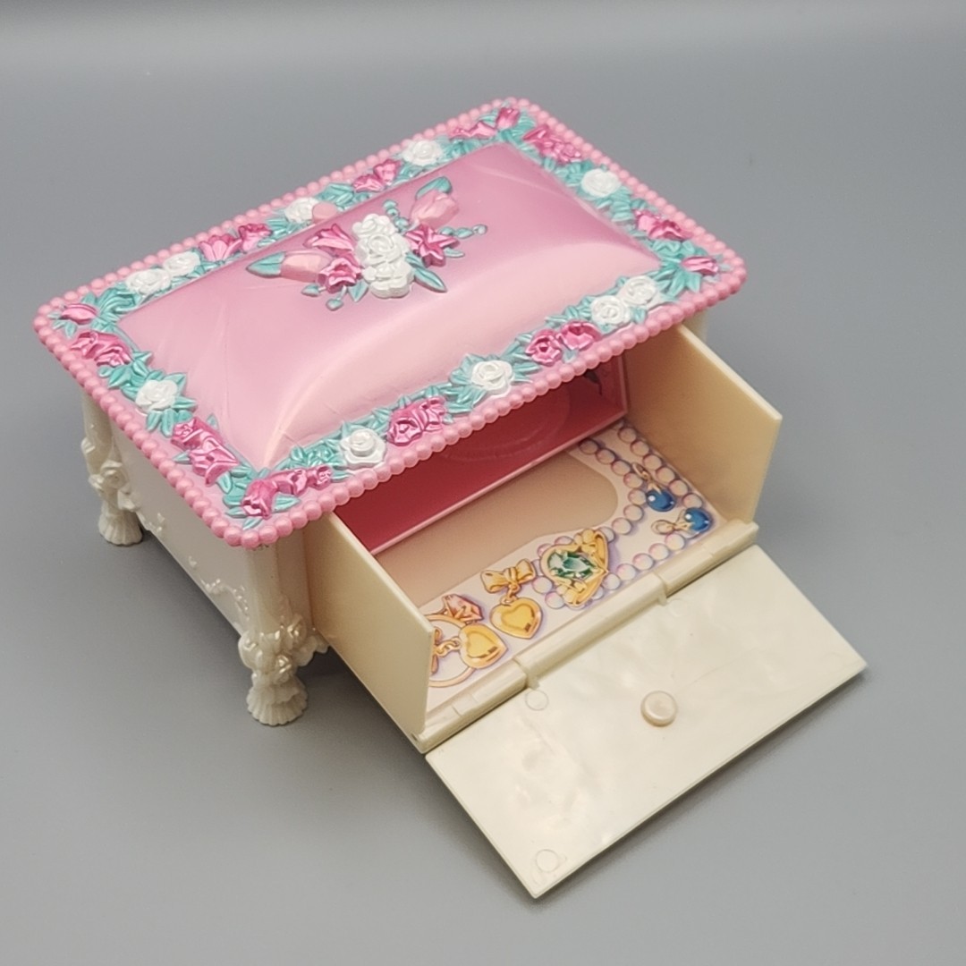 vintage 1993 Kenner Fairy Winkles pink cozy keepsake cottage toy jewelry box