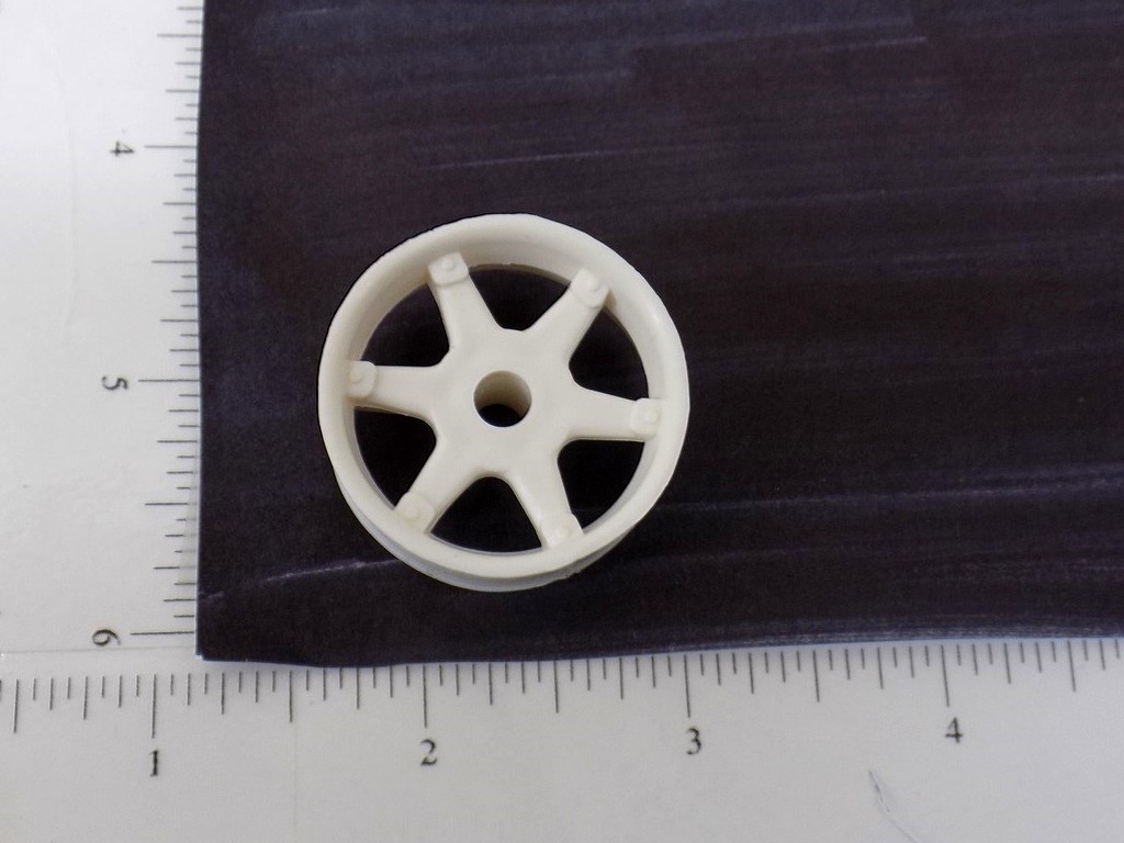 Ertl Repro 1:16 Scale Fleetstar/Loadstar Spoke Wheel Toy Part ETP-021