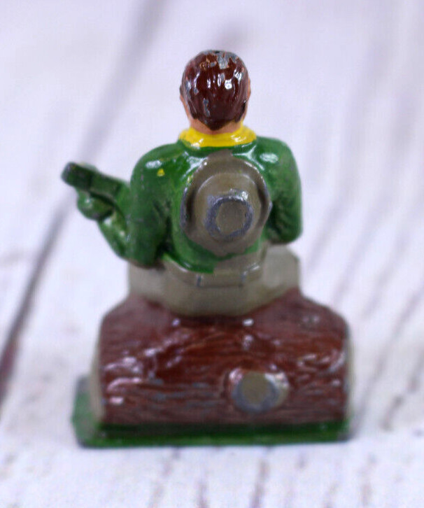 5 Britains Lead Cowboy Figures 1940s Hand Painted Toy Soldiers England