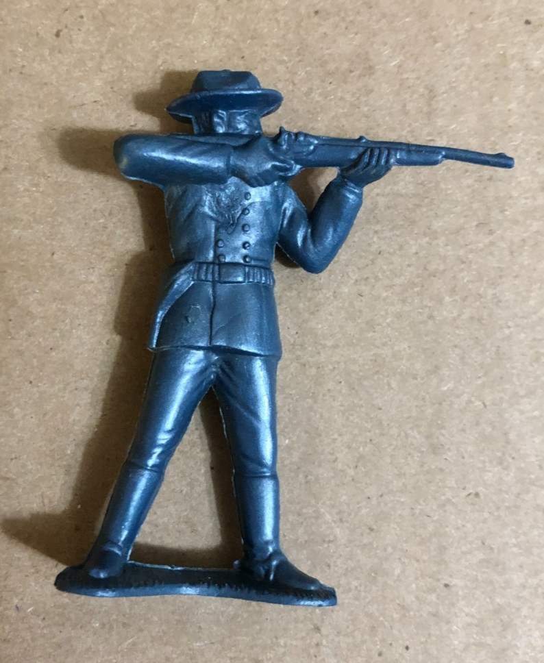 1956 Marx Fort Apache Cavalry Standing Rifleman, Metallic Blue **