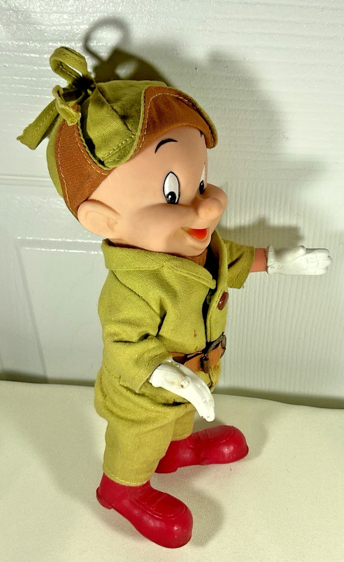 Daiken Elmer Fudd in Hunting Outfit Vinyl Plastic Boots Articulated No Gun Rare