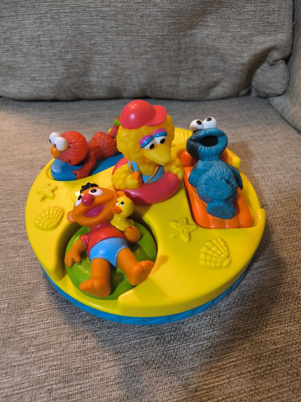VTG Illco Sesame St. Bathtub Puzzle Toy Big Bird/Elmo/Cookie Monster/Bert/Ernie