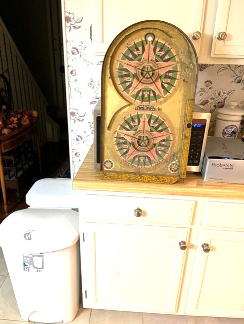 1934 LINDSTROM’S GOLD STAR GAMEBOARD FOR USE WITH MARBLES INSTRUCTIONS ON BACK