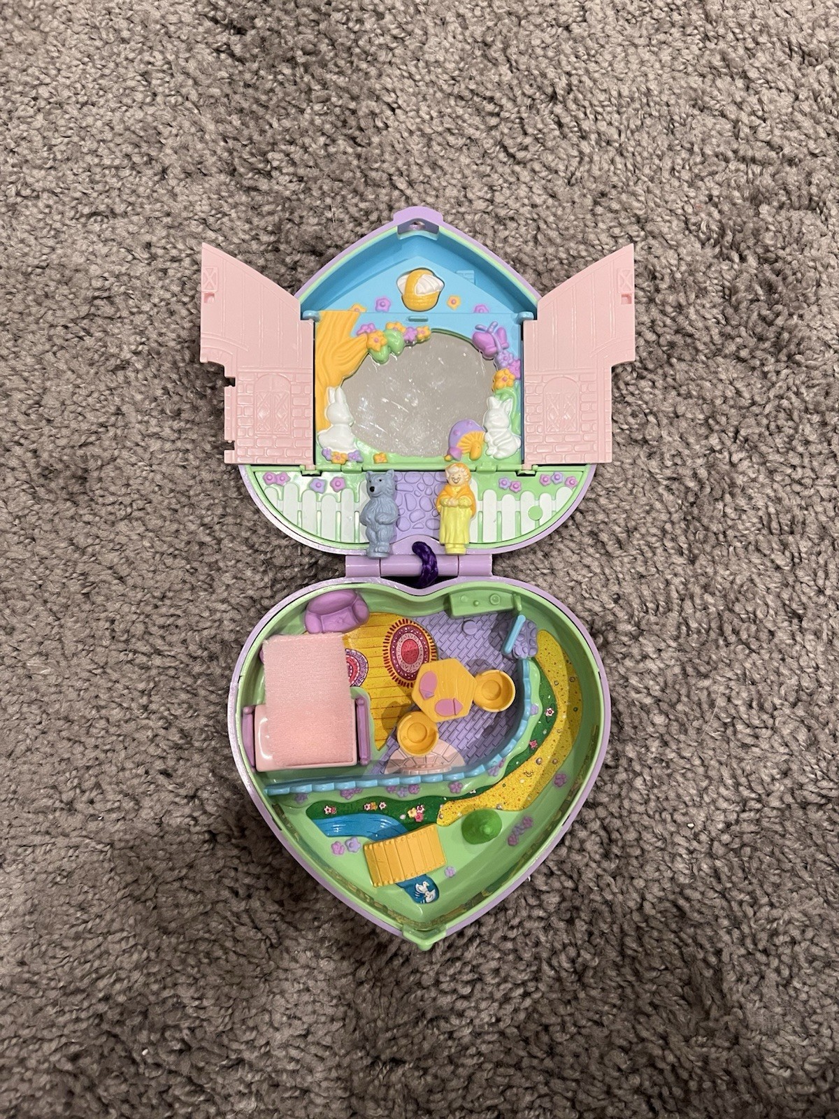 My Little Fairy Tales Little Red Riding Hood Purple Heart Polly Pocket. A8/01