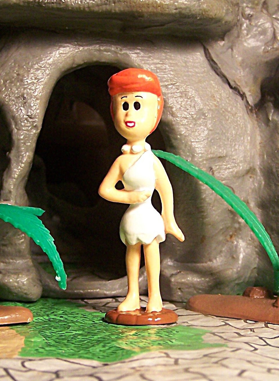 Marx 1990/1991 Anniversary Ruby Edition Flintstones Factory-painted Wilma