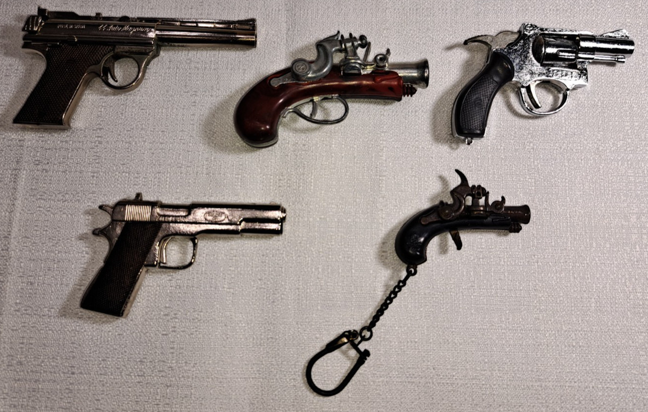 Lot Of 5 Vintage Minature Toy Guns Flintlock 44 Magnum Revolver Redondo Zee