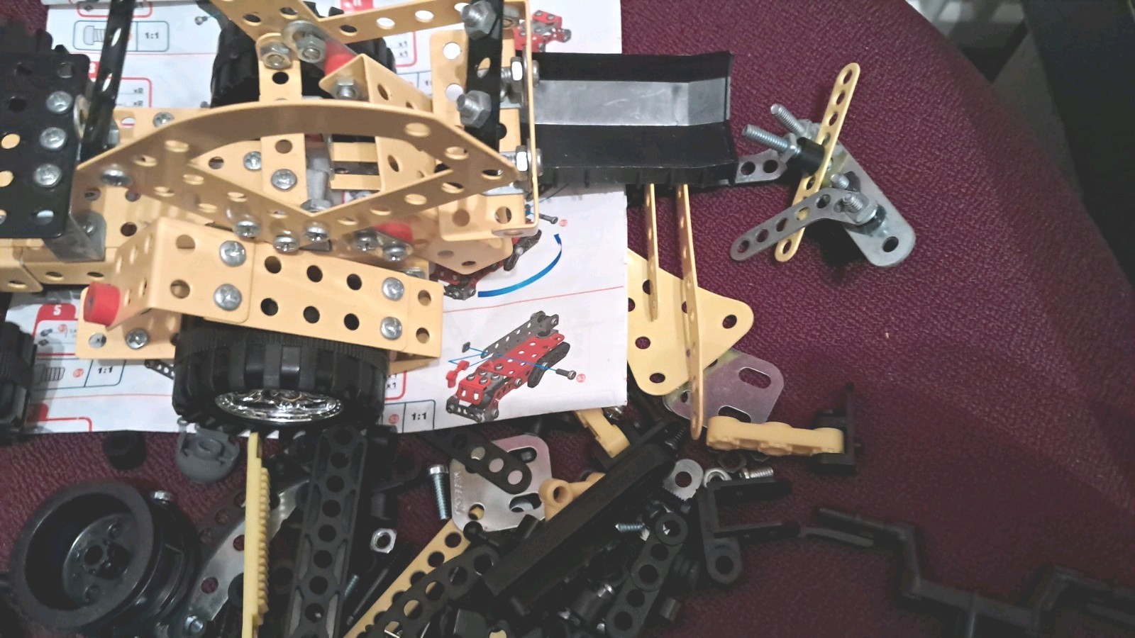 JOB LOT OF MECCANO Spares and Extras. Great Condition. Fast Dispatch From UK