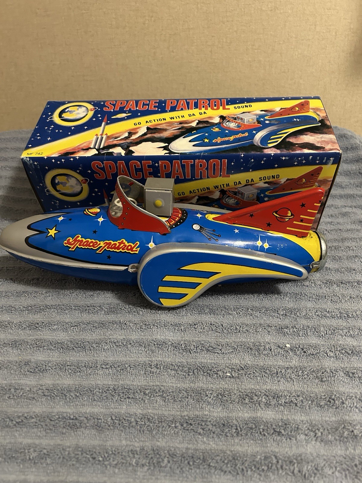 MF 742 Space Patrol Go Action With Da Da Sound.Rocket Is Near Mint To Mint