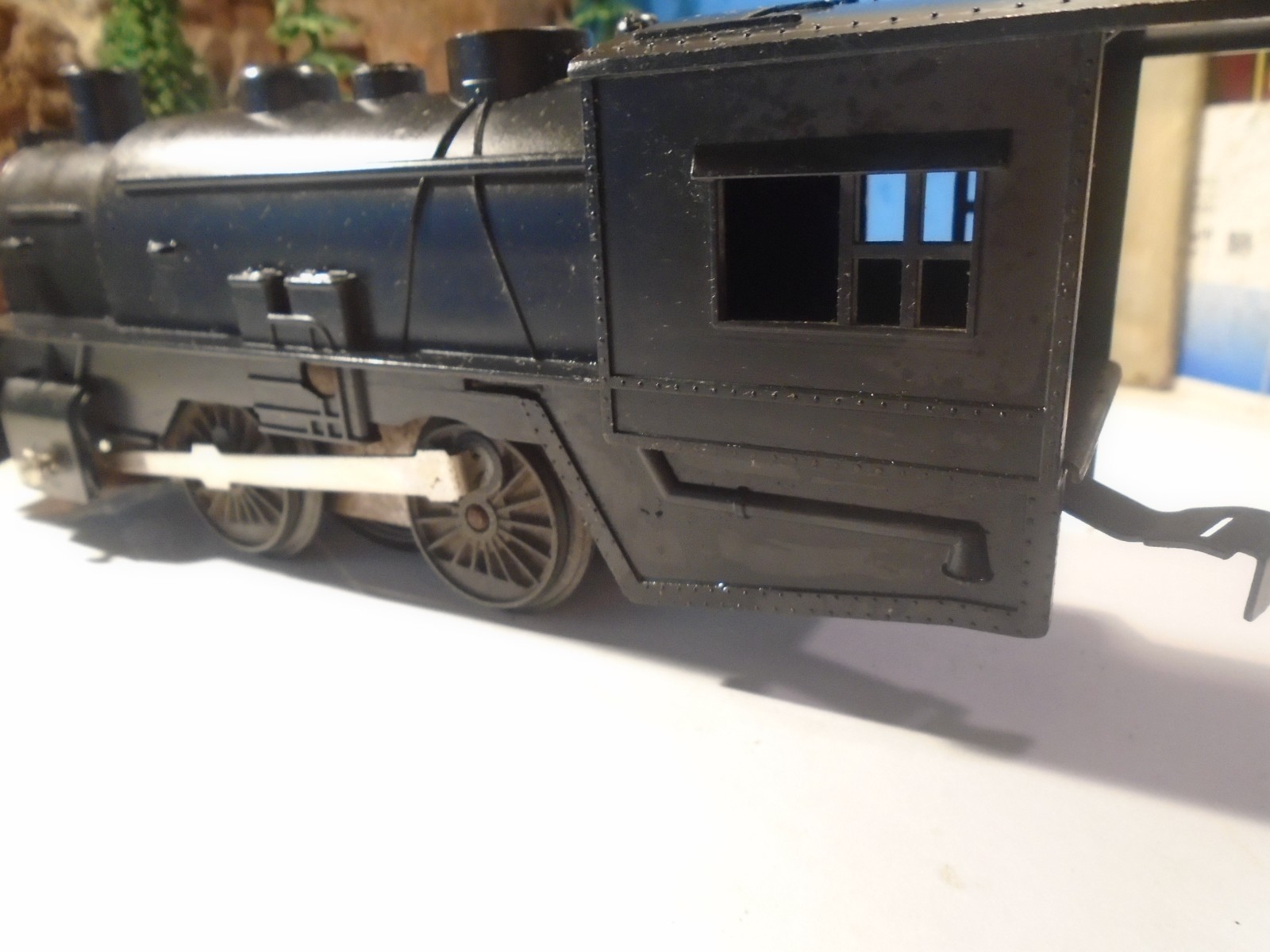MARX 027 SCALE BLACK PLASTIC CLOCKWORK WINDUP 0-4-0 STEAM LOCOMOTIVE 5-58-5