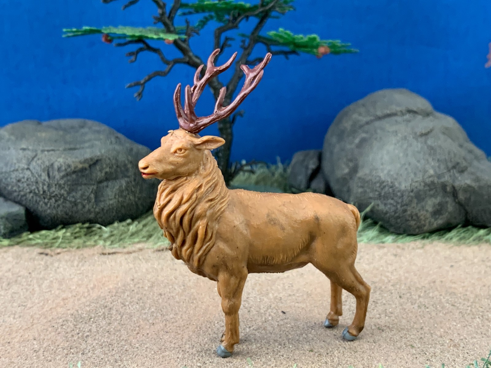 Britains Red Deer Stag with removable antlers coffee color Vintage 1971 England