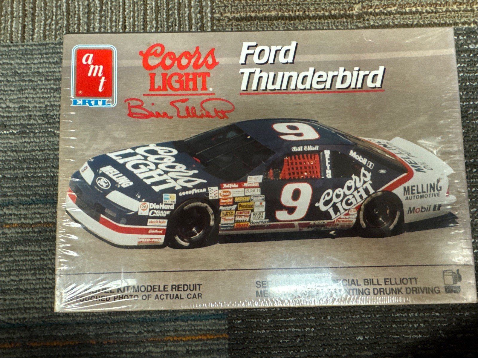 AMT ERTL Sealed 9 Bill Elliott Ford Thunderbird 1/25 Model Kit 6740 – sealed