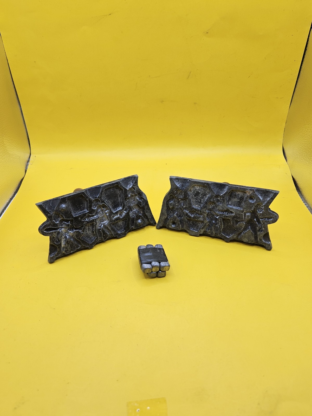 Vintage 1930’s Buck Rogers 25th Century Lead Figure Molds w Handles and Blanks