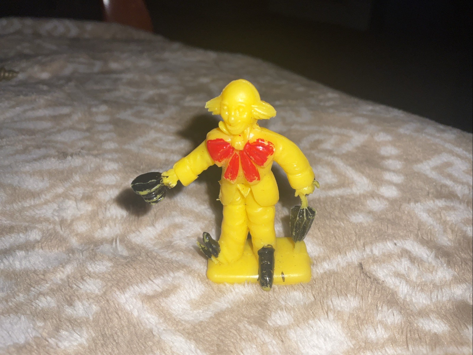 Maysun Circus Figure Clown Vintage 1950s Plastic2.5″ Tall Hong Kong Toys Yellow