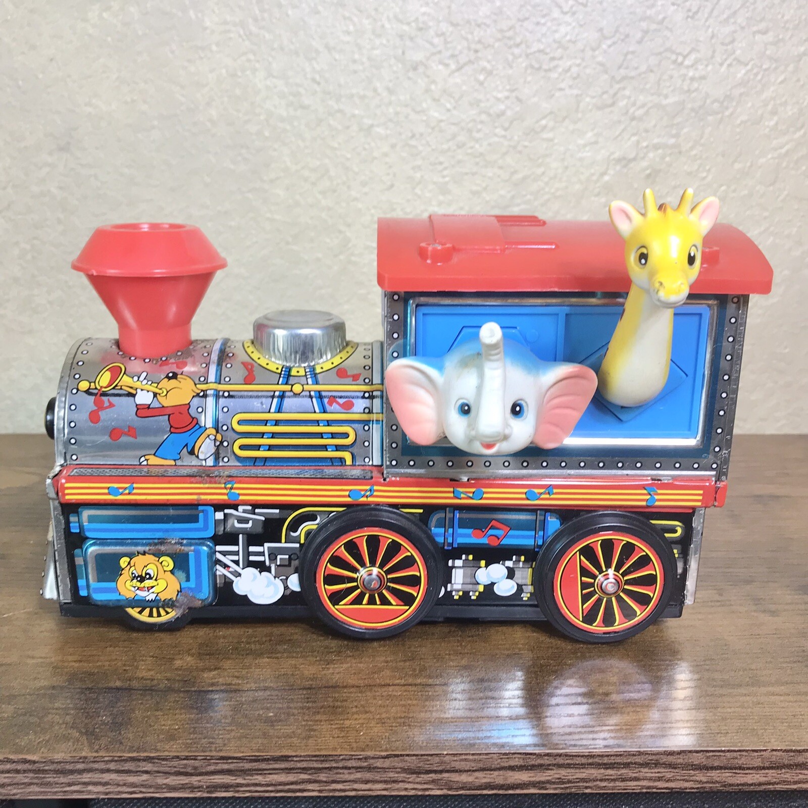 RARE VINTAGE TIN Metal TRAIN KANTO TOYS 1960s ANIMAL CHOO – WORKS – SEE VIDEO
