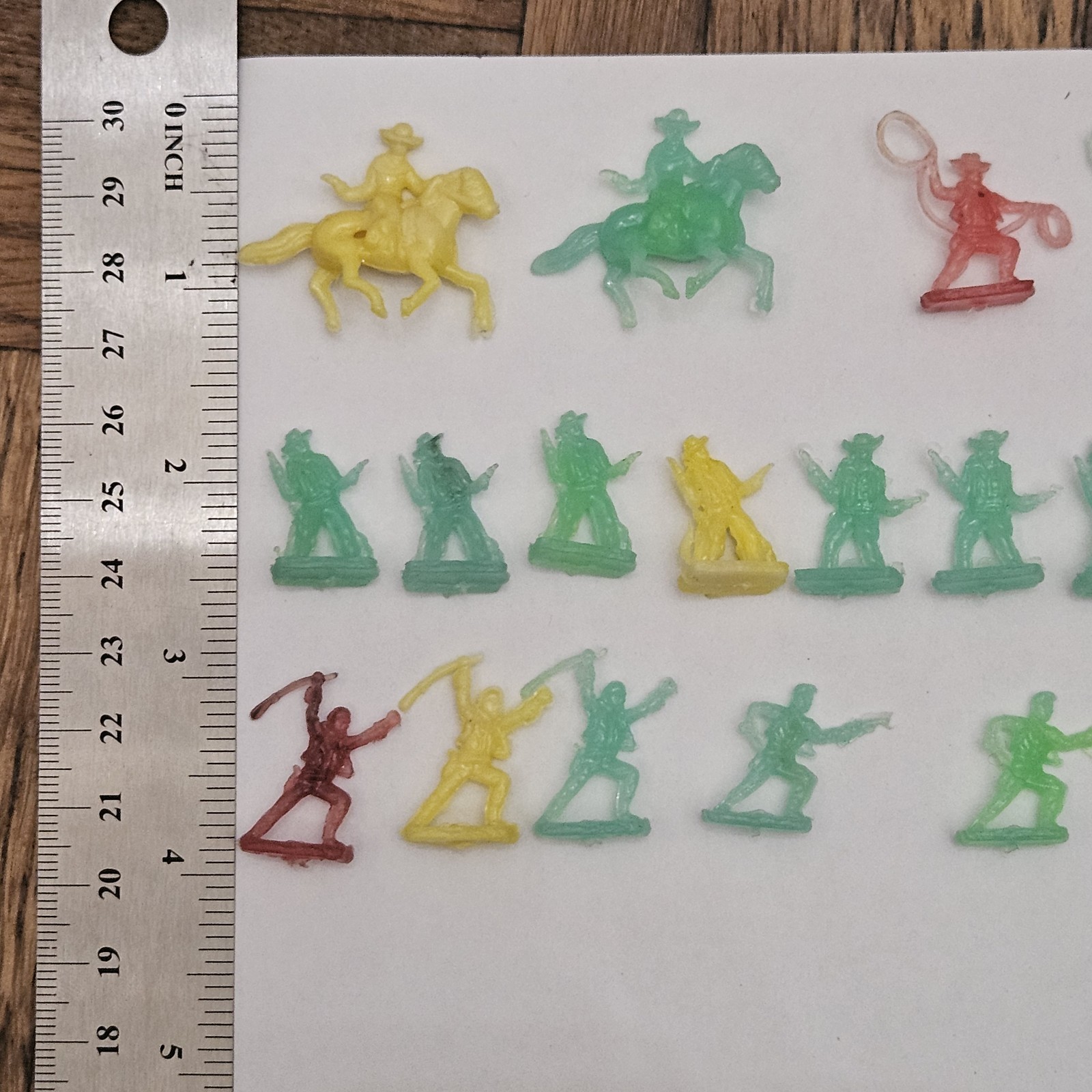Lot Of 56 Tiny 1″ Vintage Miniature Cowboys And Indians