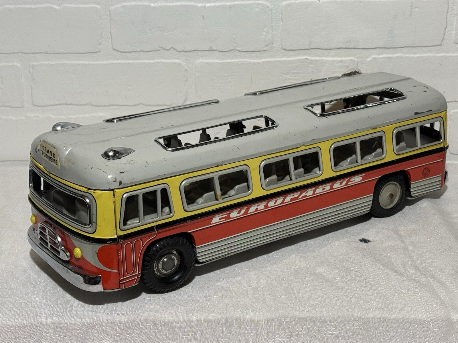 Joustra Jouets Europabus Bus Tin Large 17” Made in France Battery Powered RARE