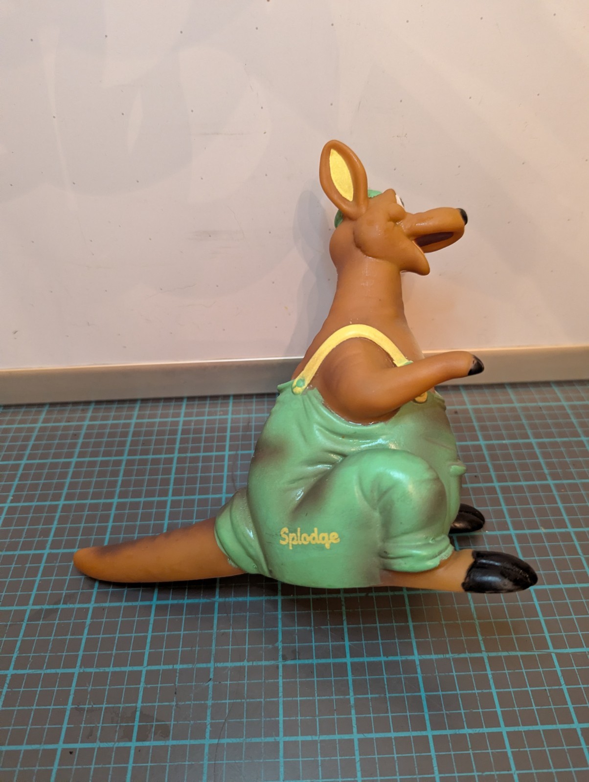 VINTAGE Splodge the Kangaroo Blinky Bill 1990 Yoram Gross Film Studios PTY Ltd