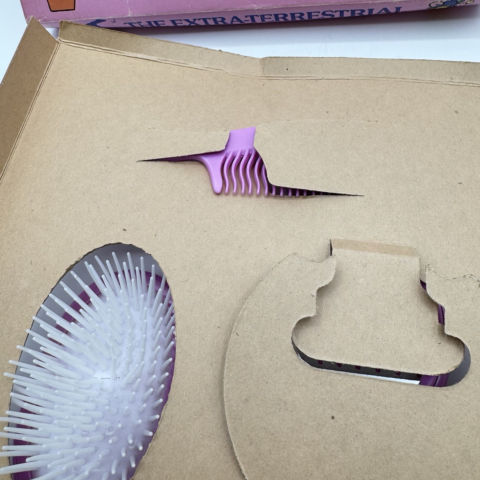 E.T. The Extraterrestrial Comb, Brush & Mirror Set in Box 1982 Universal Vintage